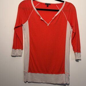 Express Small Orange & Cream Colorblock 3/4-Sleeve Top | V-Neck